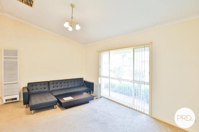 Photo - 29 Hollywood Boulevard, Mildura VIC 3500 - Image 4