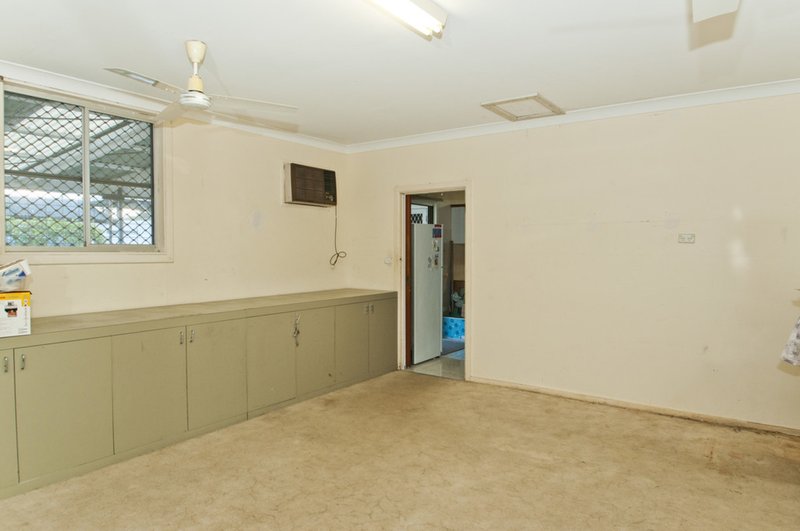 Photo - 29 Howell Avenue, Kanahooka NSW 2530 - Image 7