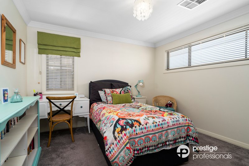 Photo - 29 Hoy Street, Moorebank NSW 2170 - Image 13