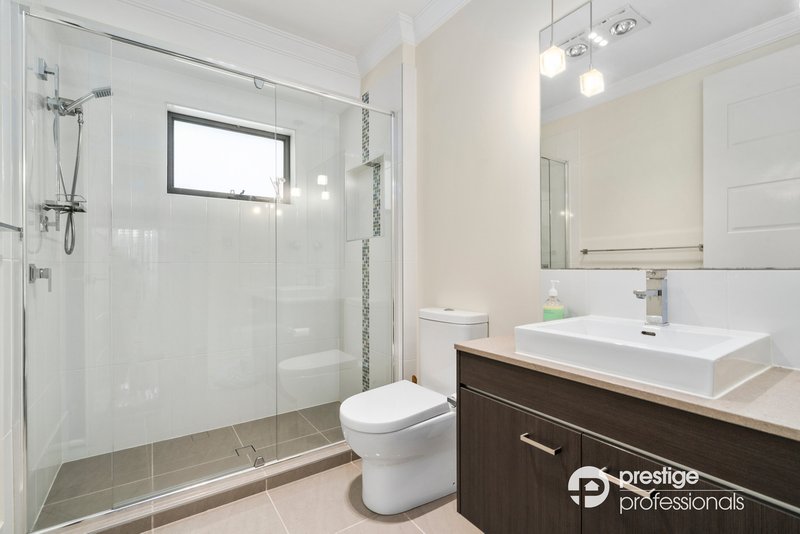 Photo - 29 Hoy Street, Moorebank NSW 2170 - Image 16