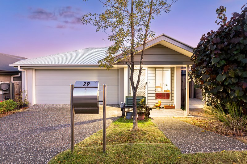 Photo - 29 Hyland Circuit, Flagstone QLD 4280 - Image 19