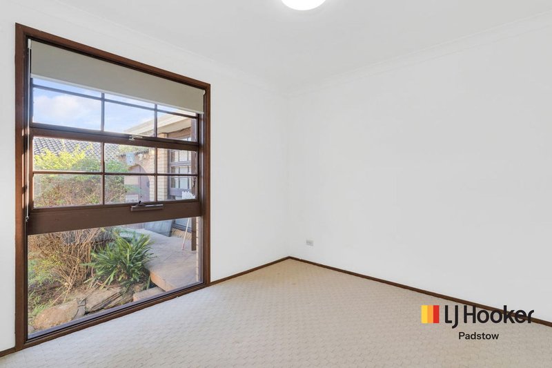 Photo - 29 Jacaranda Drive, Georges Hall NSW 2198 - Image 6