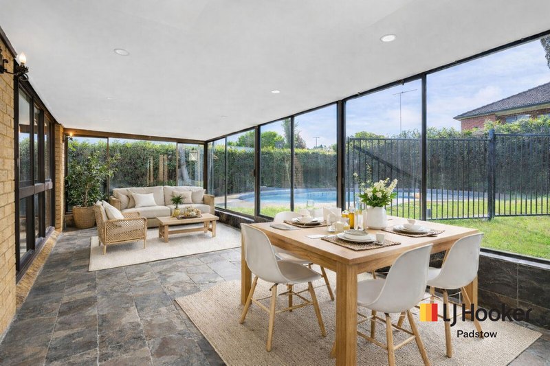 Photo - 29 Jacaranda Drive, Georges Hall NSW 2198 - Image 8