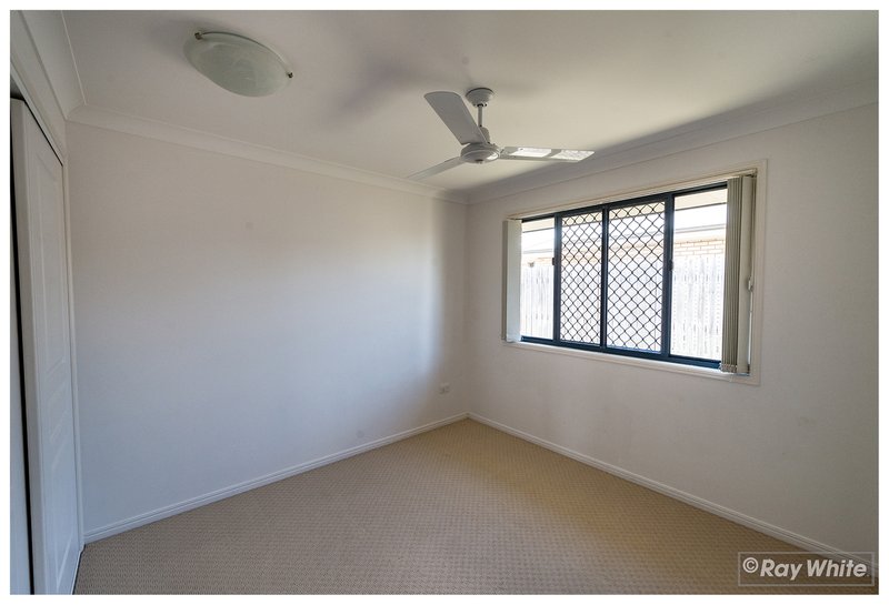 Photo - 29 Jane Crescent, Gracemere QLD 4702 - Image 9