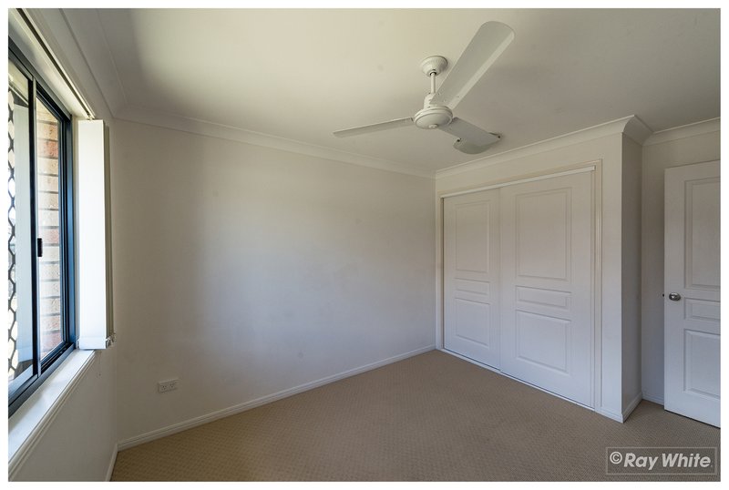 Photo - 29 Jane Crescent, Gracemere QLD 4702 - Image 10