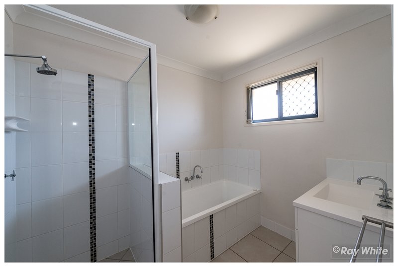 Photo - 29 Jane Crescent, Gracemere QLD 4702 - Image 11