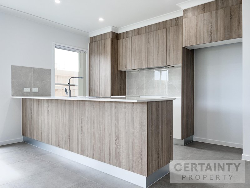 Photo - 29 Janet Street, Walloon QLD 4306 - Image 3