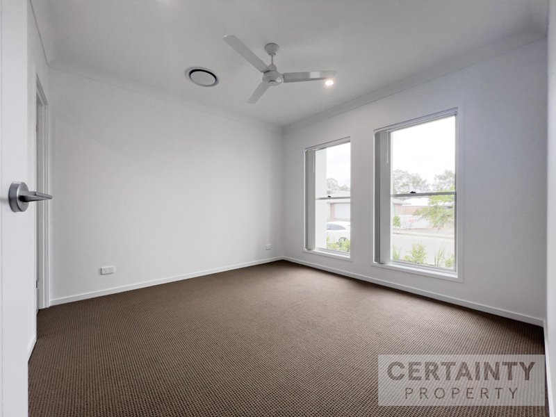 Photo - 29 Janet Street, Walloon QLD 4306 - Image 4