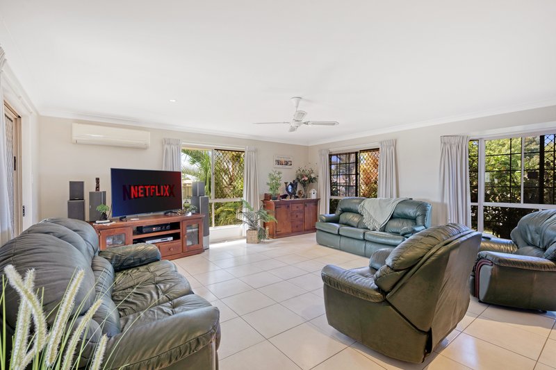 Photo - 29 Jasmin Drive, Bongaree QLD 4507 - Image 5