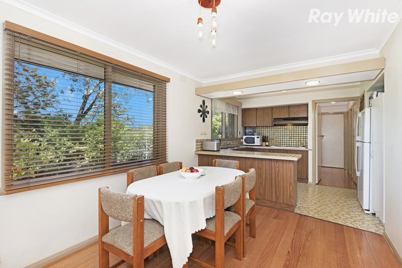 Photo - 29 Jennings Road, Bayswater North VIC 3153 - Image 3