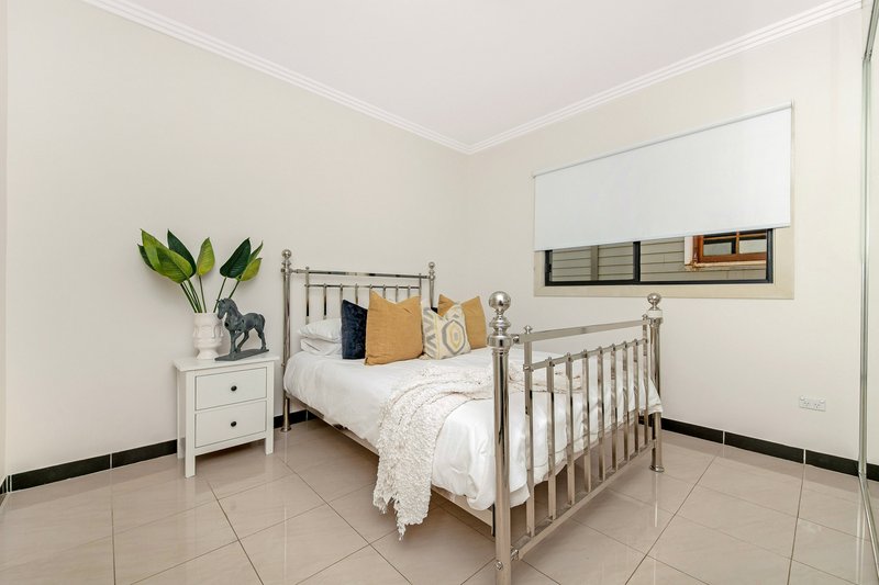 Photo - 29 Kembla Street, Croydon Park NSW 2133 - Image 5