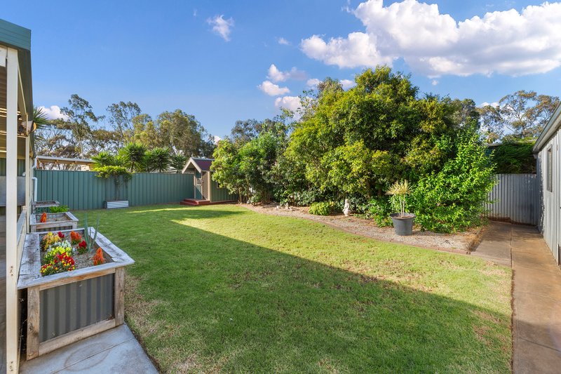 Photo - 29 Kennion Crescent, Para Hills West SA 5096 - Image 22