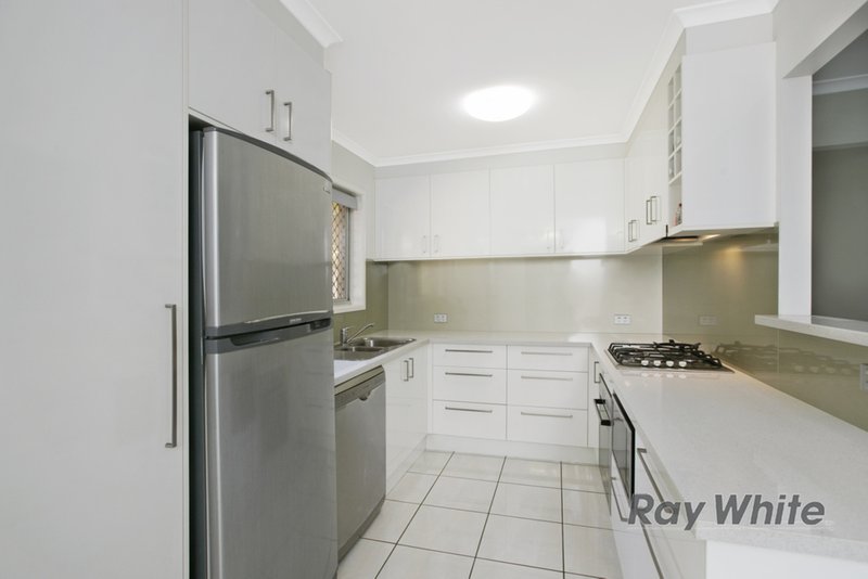 Photo - 29 Killarney Crescent, Capalaba QLD 4157 - Image 3