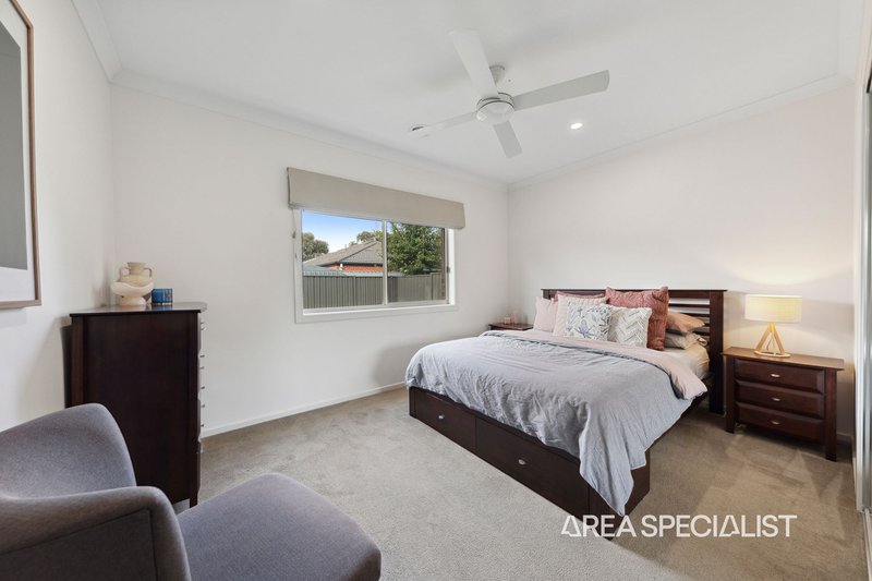 Photo - 29 Kindred Avenue, Cranbourne North VIC 3977 - Image 21