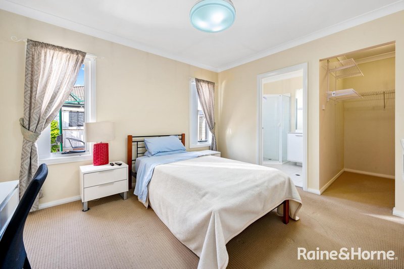 Photo - 29 Kite Street, Aberglasslyn NSW 2320 - Image 9