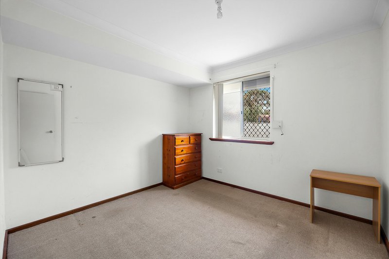 Photo - 29 Kitson Street, Rockingham WA 6168 - Image 25