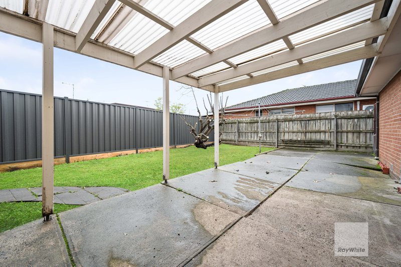 Photo - 29 Koonalda Road, Gladstone Park VIC 3043 - Image 15