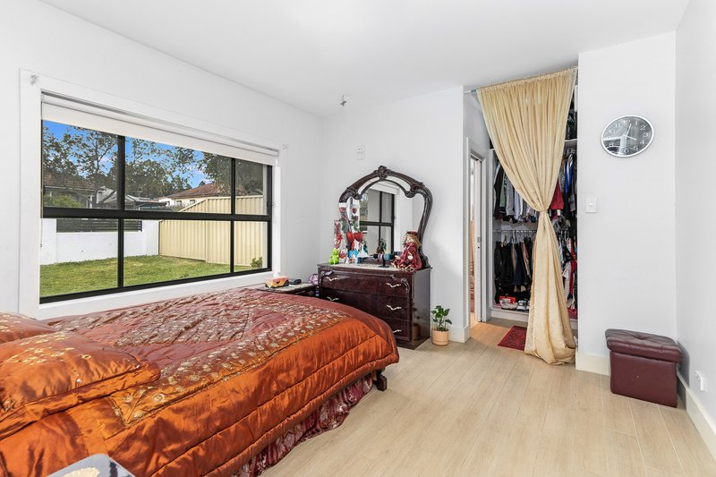 Photo - 29 Lachlan Street, Revesby NSW 2212 - Image 9