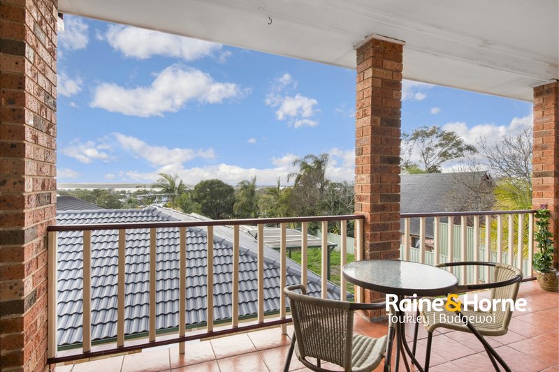 Photo - 29 Lake Haven Drive, Lake Haven NSW 2263 - Image 20