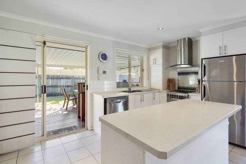 Photo - 29 Lakeshore Avenue, Buderim QLD 4556 - Image 6