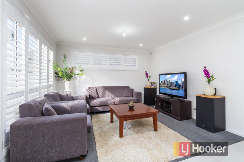 Photo - 29 Lamb Street, Oakhurst NSW 2761 - Image 5