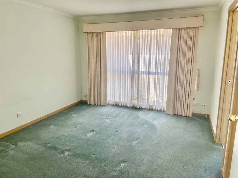 Photo - 29 License Road, Diggers Rest VIC 3427 - Image 5