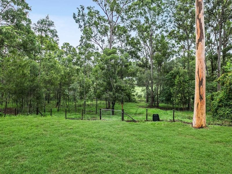 Photo - 29 Lilley Road, Cashmere QLD 4500 - Image 2