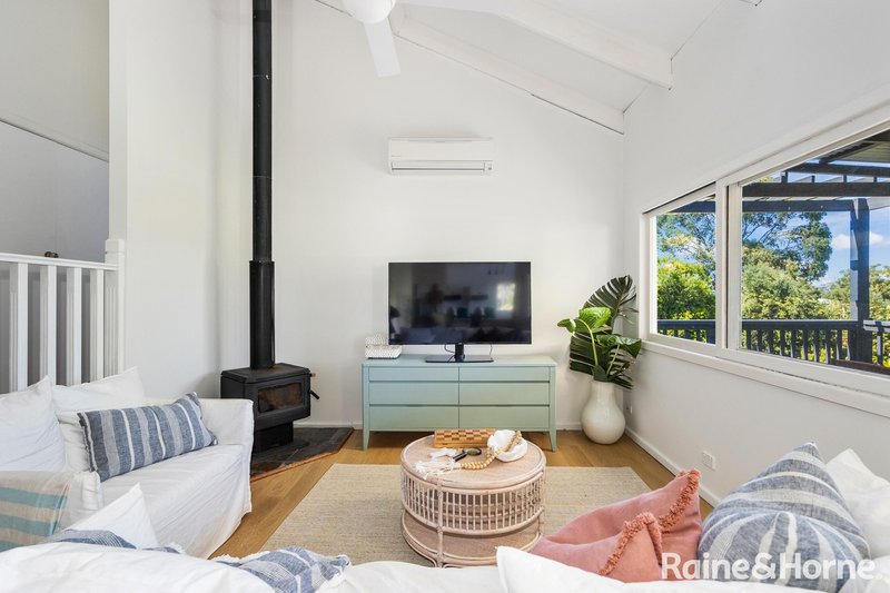 Photo - 29 Linden Way, Mollymook Beach NSW 2539 - Image 4