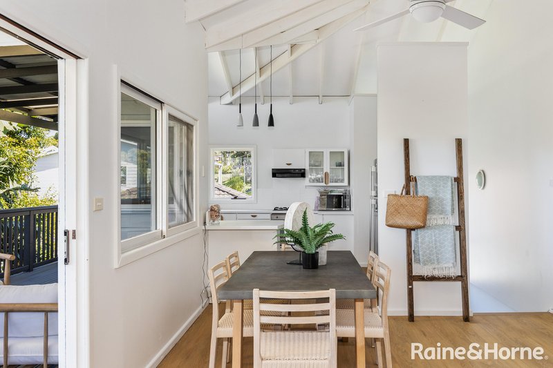 Photo - 29 Linden Way, Mollymook Beach NSW 2539 - Image 10
