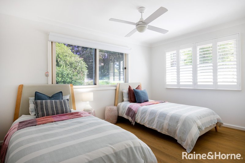 Photo - 29 Linden Way, Mollymook Beach NSW 2539 - Image 15