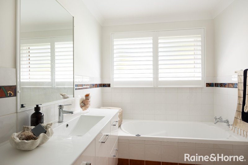 Photo - 29 Linden Way, Mollymook Beach NSW 2539 - Image 16
