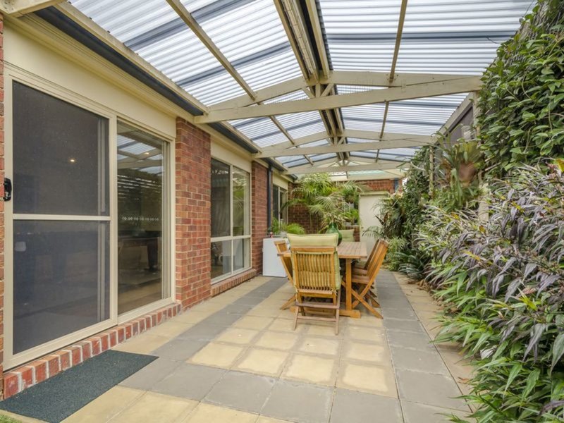 Photo - 29 Lindsay Gardens, Point Cook VIC 3030 - Image 14