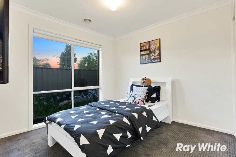 Photo - 29 Lindsay Gardens, Point Cook VIC 3030 - Image 16