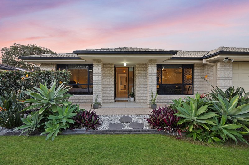 Photo - 29 Links Crescent, Joyner QLD 4500 - Image 2