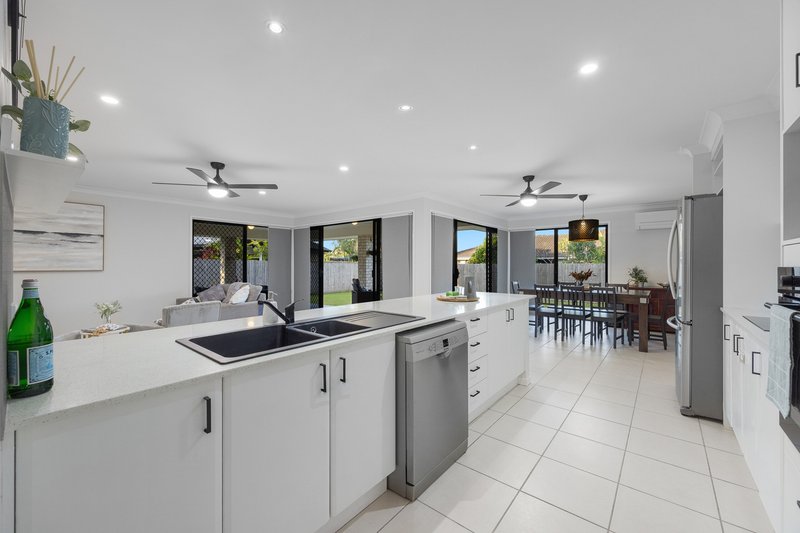 Photo - 29 Links Crescent, Joyner QLD 4500 - Image 9