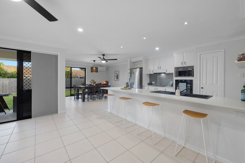 Photo - 29 Links Crescent, Joyner QLD 4500 - Image 12
