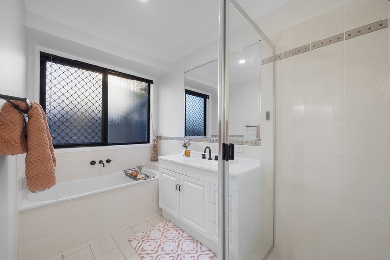 Photo - 29 Links Crescent, Joyner QLD 4500 - Image 18