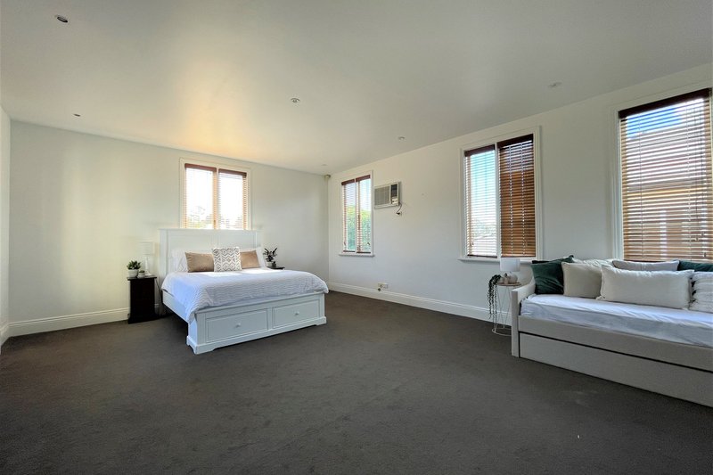 Photo - 29 Loch Street, Kew VIC 3101 - Image 5