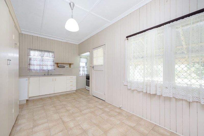 Photo - 29 Lockheed Street, Garbutt QLD 4814 - Image 4