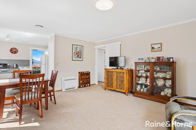 Photo - 2/9 Longley Court, Glenorchy TAS 7010 - Image 9