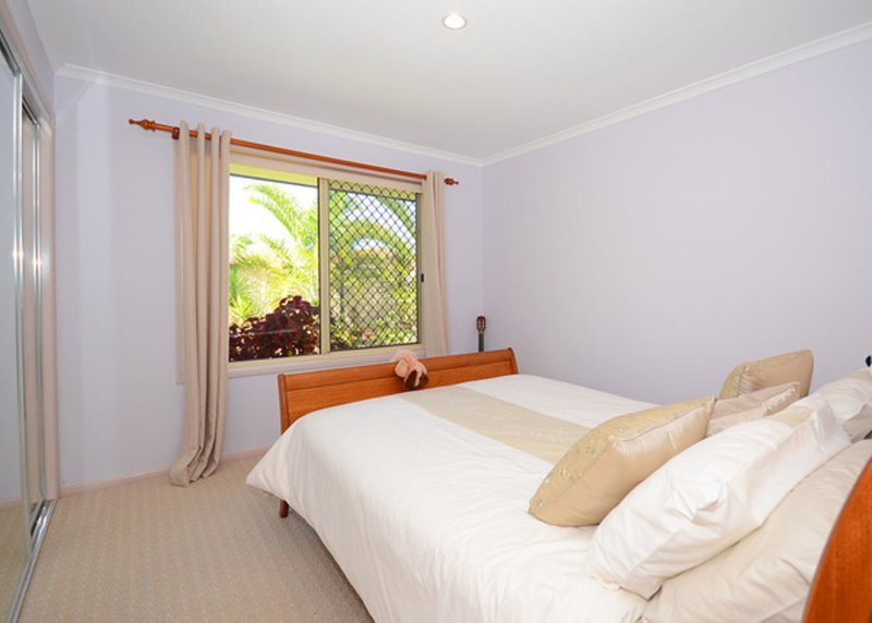 Photo - 29 Lucas Drive, Burrum Heads QLD 4659 - Image 11