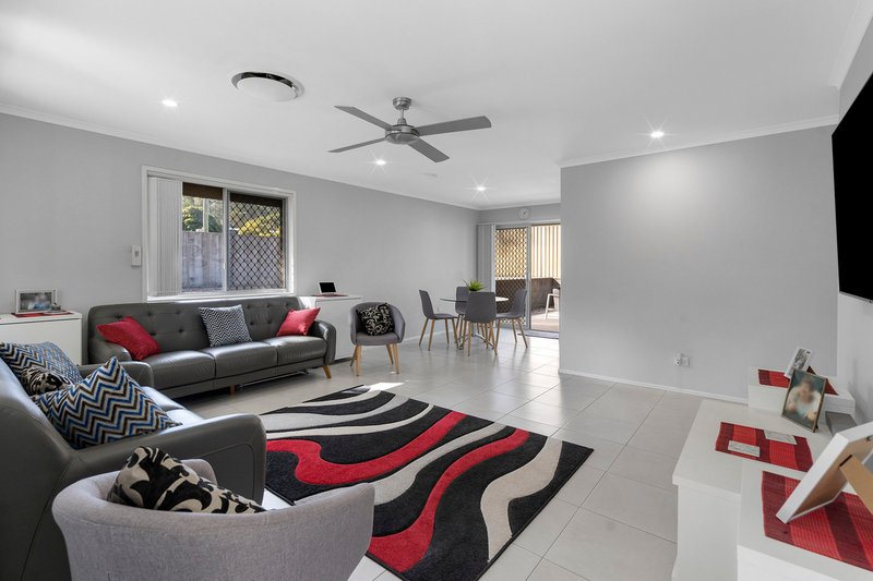 Photo - 29 Lyndon Road, Capalaba QLD 4157 - Image 6