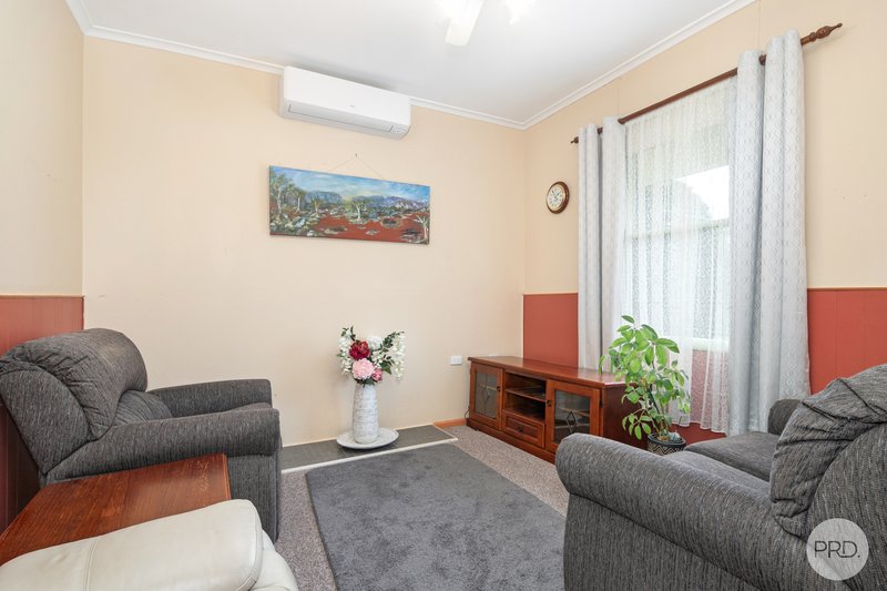 Photo - 29 Lyons Street, Skipton VIC 3361 - Image 5