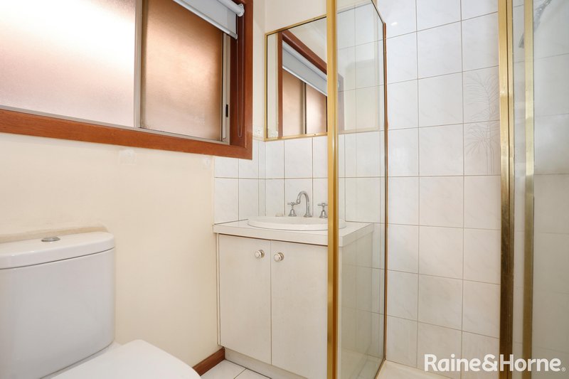 Photo - 29 Manuka Place, Meadow Heights VIC 3048 - Image 10