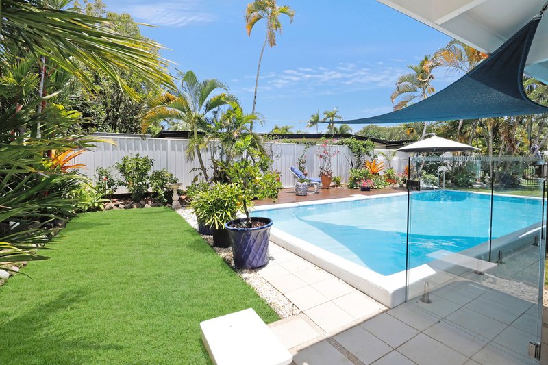 Photo - 29 Maple Street, Holloways Beach QLD 4878 - Image 15