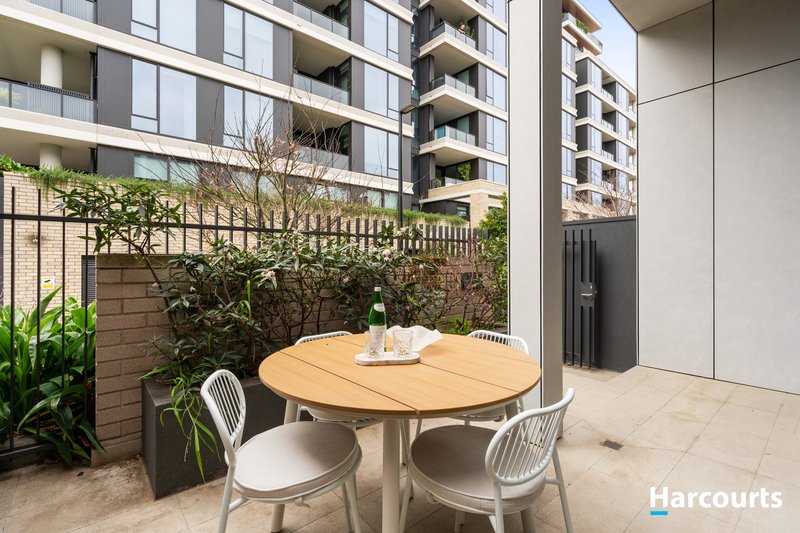 Photo - 29 Maple Walk, Moonee Ponds VIC 3039 - Image 7