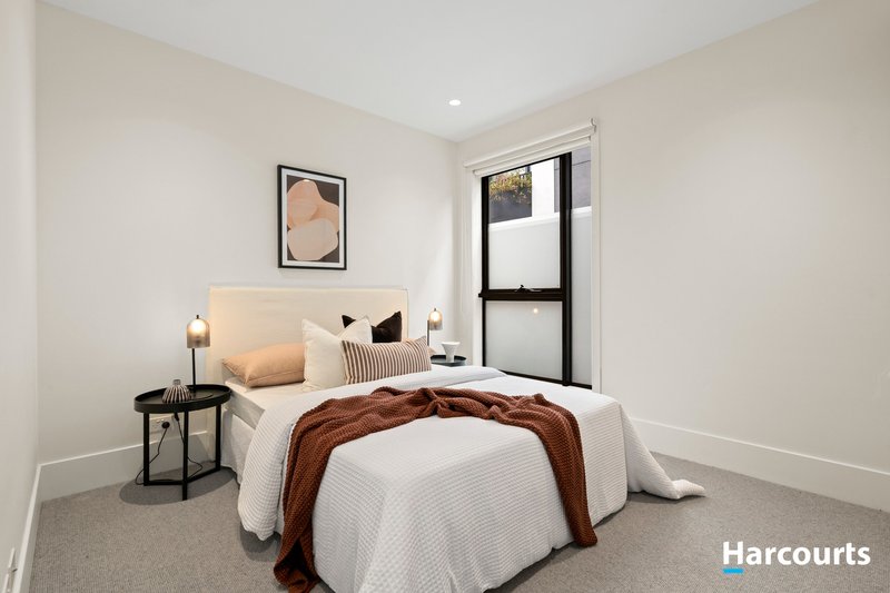 Photo - 29 Maple Walk, Moonee Ponds VIC 3039 - Image 10