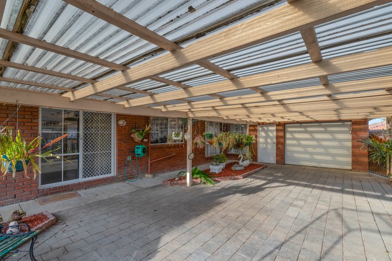 Photo - 29 Maplehurst Avenue, Hoppers Crossing VIC 3029 - Image 12