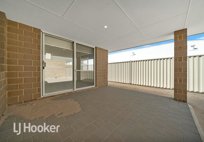 Photo - 29 Mayflower Avenue, Alkimos WA 6038 - Image 20