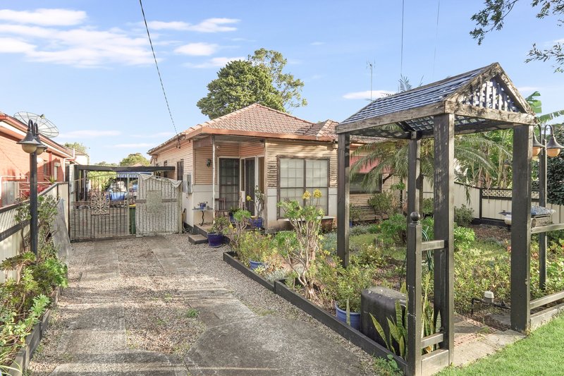 Photo - 29 Mcclelland Street, Chester Hill NSW 2162 - Image 1